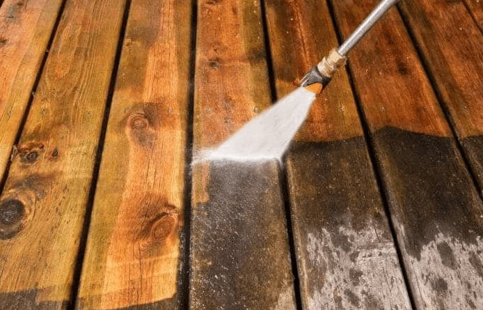 How to Prevent Mold and Mildew on Your Deck or Fence