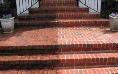 Why Homeowners Should Schedule Exterior Cleaning Before Summer Gatherings